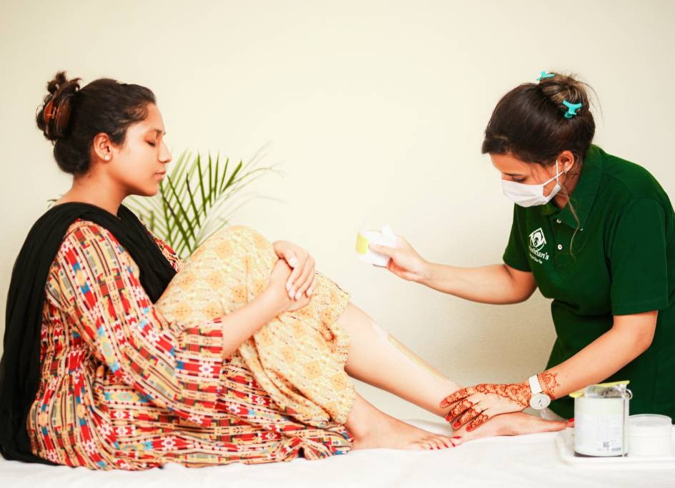 5f56b-waxing-service.jpg