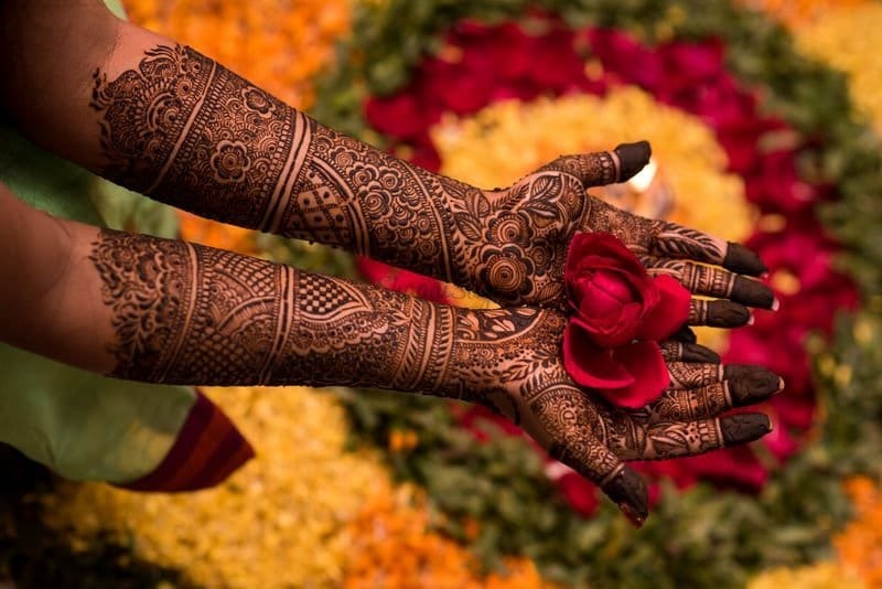 d31b4-mehndi-services1.jpg